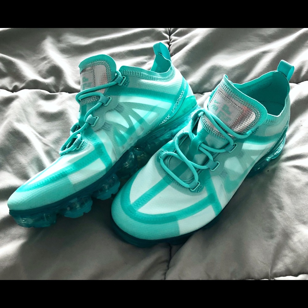 Women’s Air Vapormax 2019 Teal Tint size 10 - Picture 1 of 3